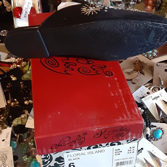 NAUGHTY MONKEY BEADED FLATS FLORAL ISLAND NIB - Picture 4 of 5